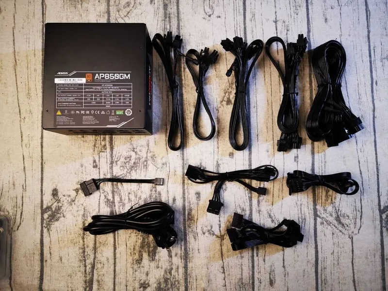 Gigabyte 850W AORUS P850W 80PLUS Gold quvvat bloki 2 Gigabyte 850W AORUS P850W 80PLUS Gold quvvat bloki 2