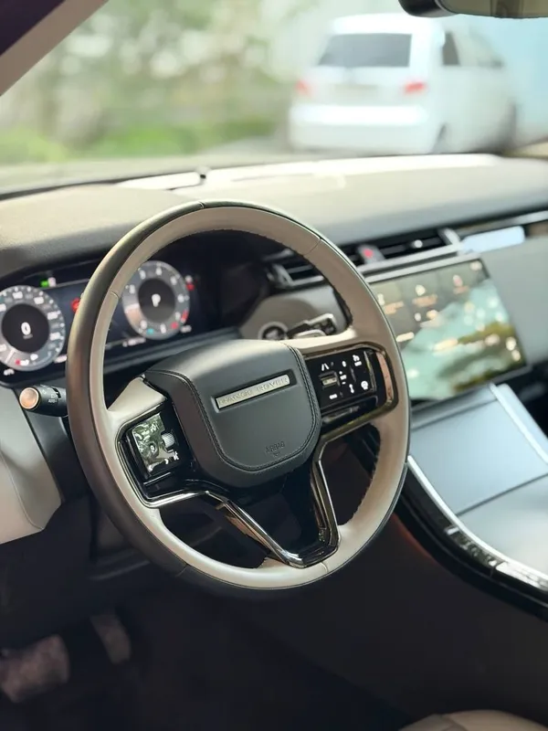 Range rover velar p250 5 Range rover velar p250 5
