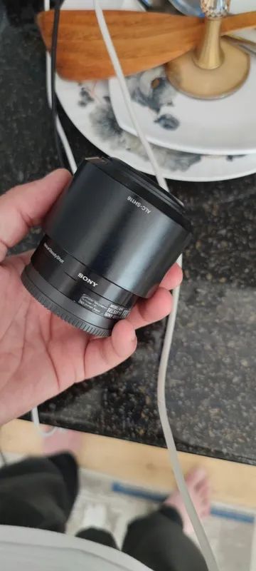 Sony E 50mm f/1.8 OSS 1 Sony E 50mm f/1.8 OSS 1