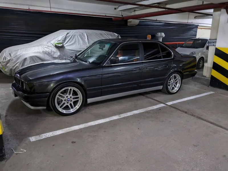 BMW E34 • 1988 год • M52B28 • МКПП • 25 лет в одних руках 1 BMW E34 • 1988 год • M52B28 • МКПП • 25 лет в одних руках 1