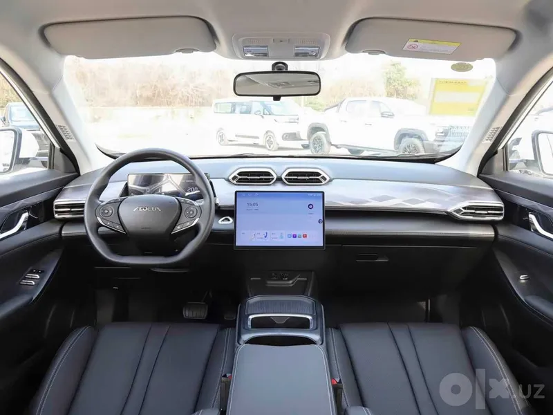 DONGFENG AEOLUS L7 EV 2026 - Идеальный баланс цены и опций 3 DONGFENG AEOLUS L7 EV 2026 - Идеальный баланс цены и опций 3