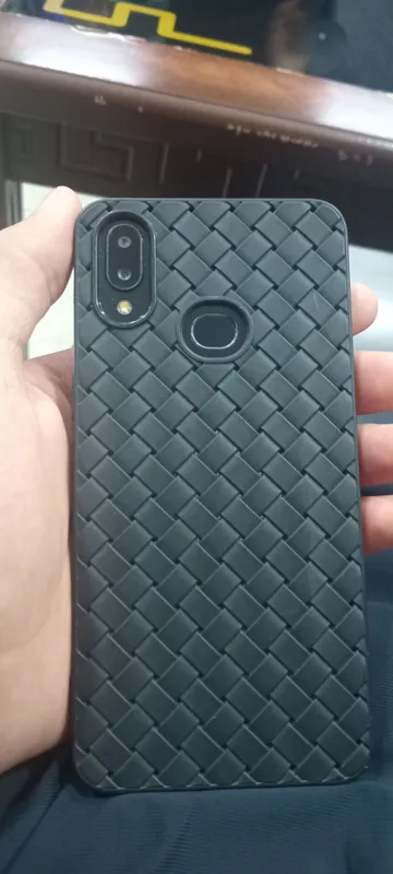 Samsung A10s продаётся, дефектов нет, на стекле есть пятно 1 Samsung A10s продаётся, дефектов нет, на стекле есть пятно 1