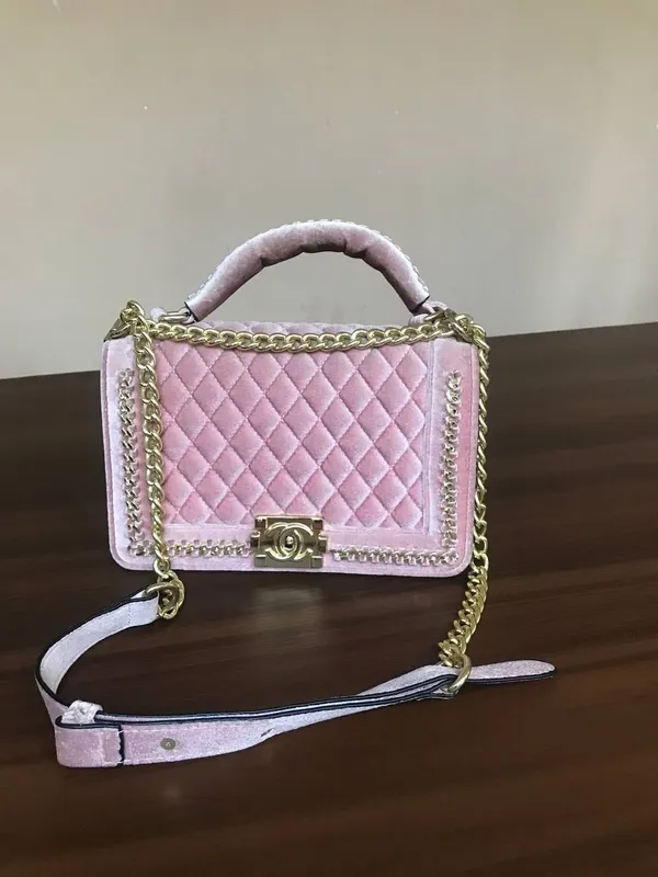 chanel sumka