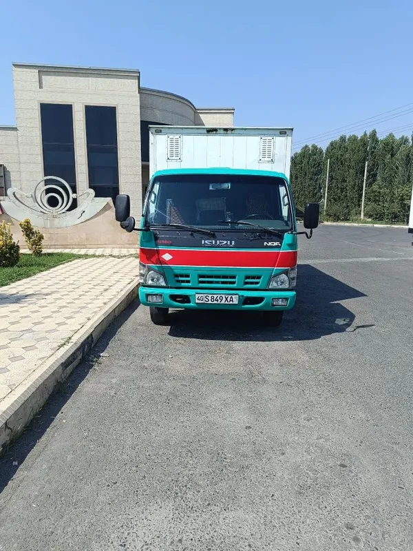 Isuzu 2009 yil alo 5 Isuzu 2009 yil alo 5