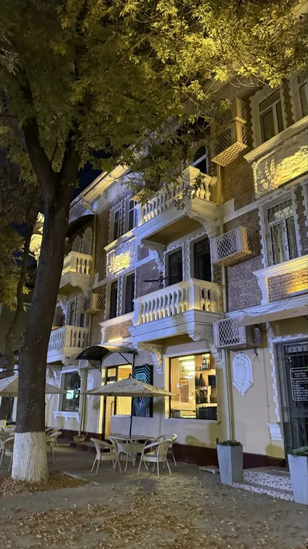 Продам квартиру на 1 этаже под нежилое 3/1/3 в центре Шота Руставели — фото 1