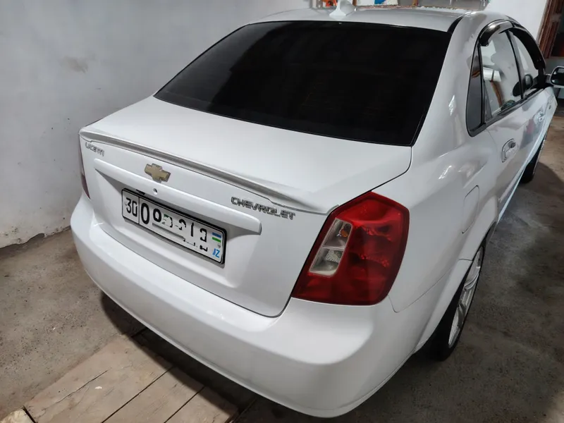 Chevrolet Lacetti 1.8 sotaman 3