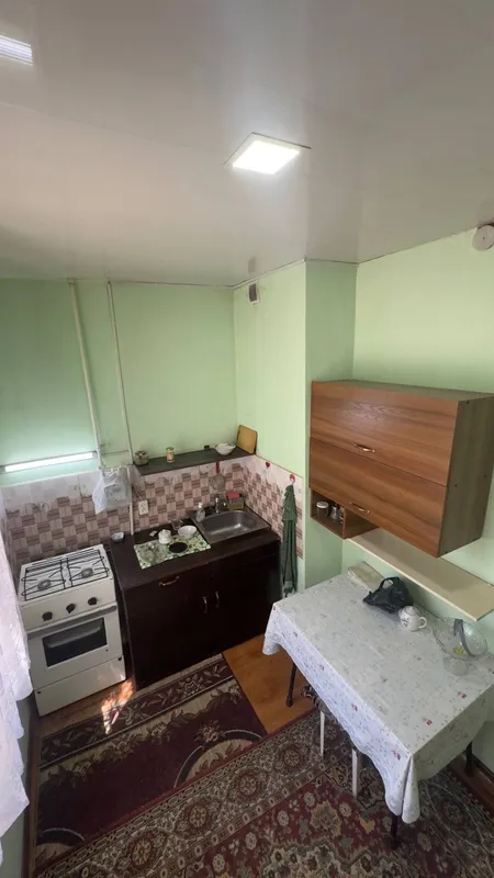 Продаётся 1-комнатная квартира в городе Ангрен 5