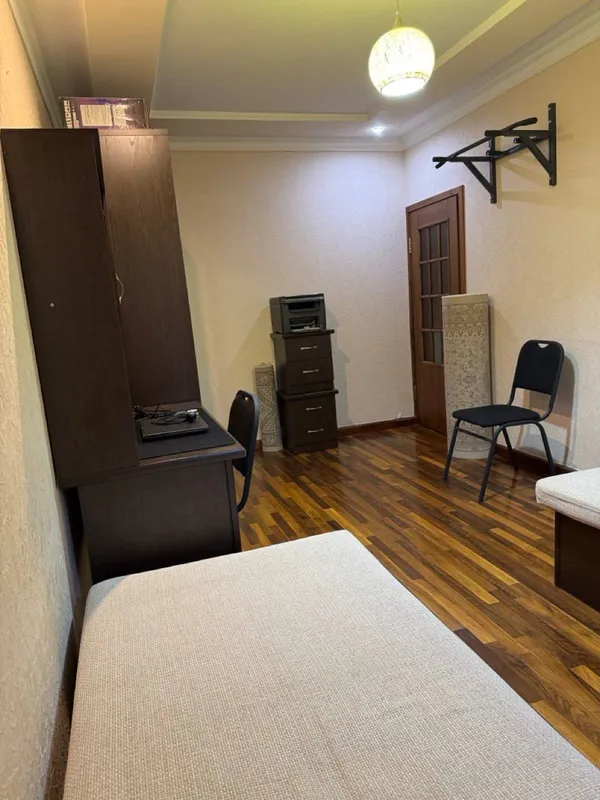Ta’mirlangan va mebellangan 5 xonali kvartira sotiladi, 156 m² 8