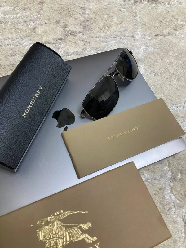 Солнцезащитные очки Burberry BE 3074 3 Солнцезащитные очки Burberry BE 3074 3