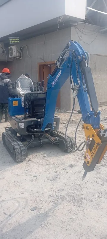 Mini ekskator rippa r10 sotiladi Mini ekskator rippa r10 sotiladi
