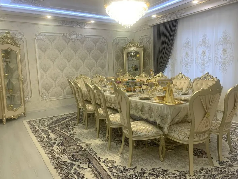 Uy sotiladi tayyor hovli 6