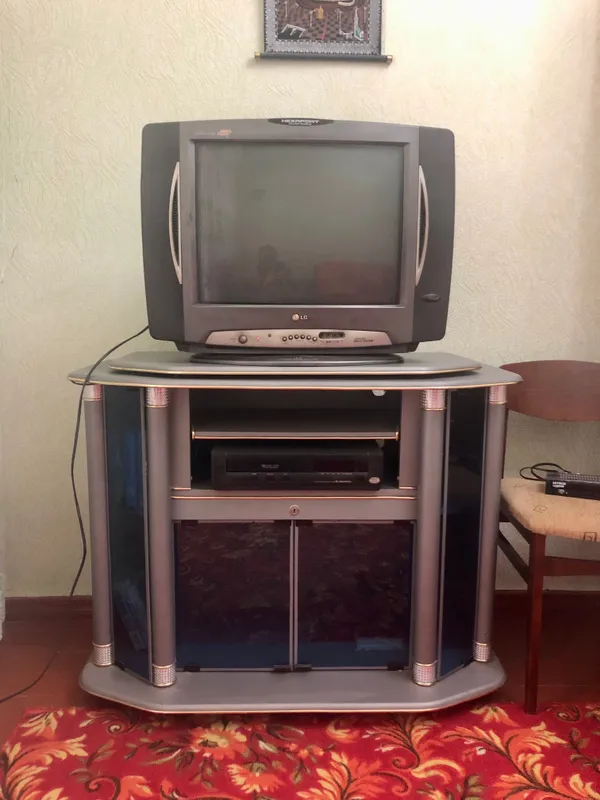 Телевизор LG, б/у в отличном состоянии. 1 Телевизор LG, б/у в отличном состоянии. 1