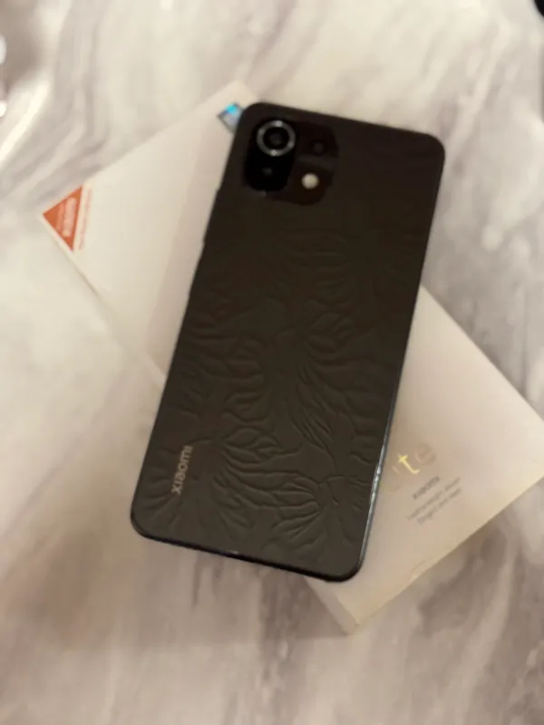 Xiaomi 11 Lite 6/128 — фото 1