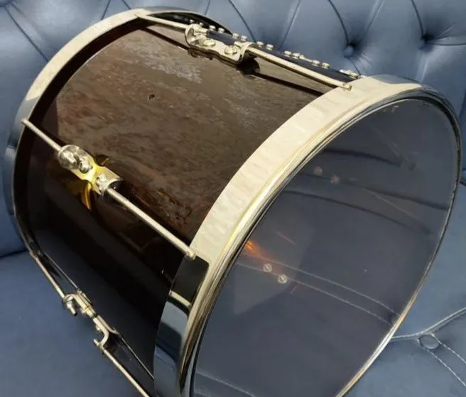 Dovul dhol yangidek kup chalinmagan ichida mikrofoni ham bor ichida mi