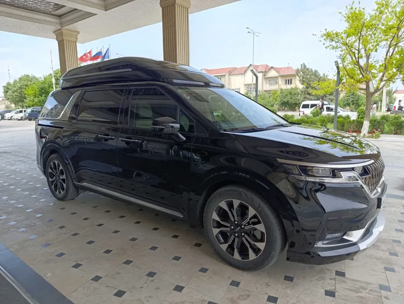 Продаётся «Kia Carnival HIGH LIMOUSINE» — фото 1
