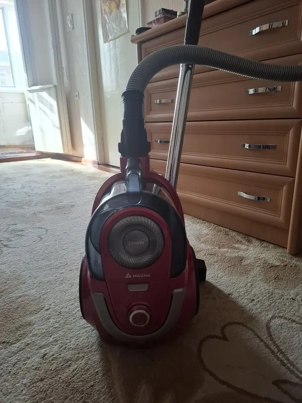 Продам пылесос Magna