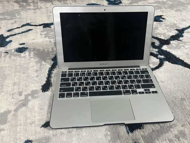 Macbook — фото 1