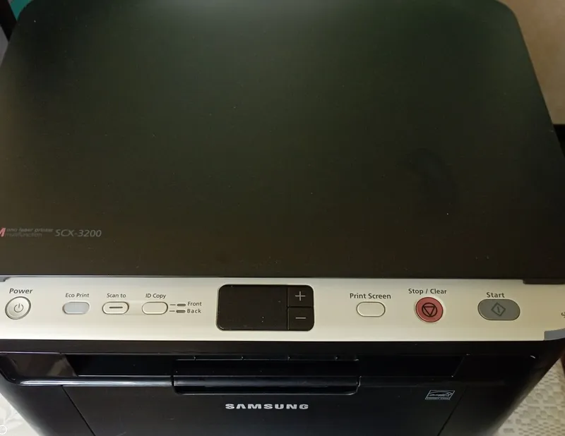 Принтер Samsung scx-3200 3/1 б/у 1 Принтер Samsung scx-3200 3/1 б/у 1
