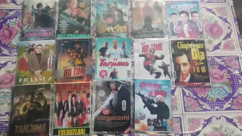 Yaxshi sifatli filmlar va musiqa disklari sotiladi 3 Yaxshi sifatli filmlar va musiqa disklari sotiladi 3