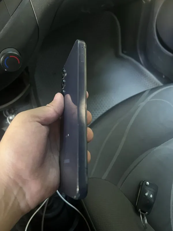 Samsung A15 sotiladi xolati ortacha. 4 Samsung A15 sotiladi xolati ortacha. 4