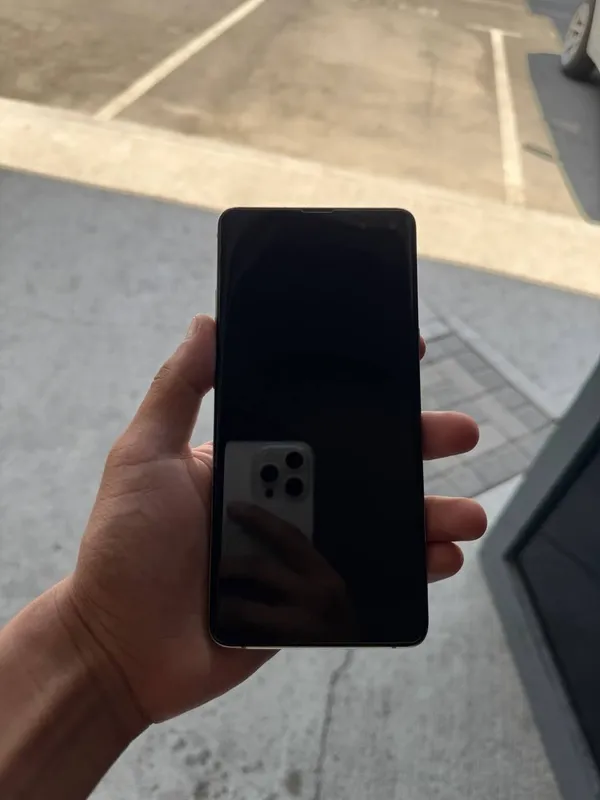 Samsung S10 5G Sotiladi 2 Samsung S10 5G Sotiladi 2