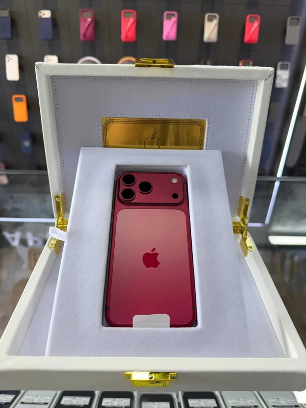 Apple iPhone 17 Pro | 17 Pro Max | Limited Version Case Sim+esim новые 3 Apple iPhone 17 Pro | 17 Pro Max | Limited Version Case Sim+esim новые 3