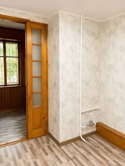 2-комнатная квартира, 68 м², 2/4 этаж (вторичка) — фото 3