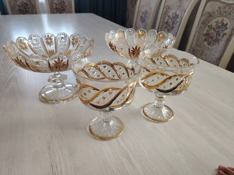 Продаю посуду для серванта 1