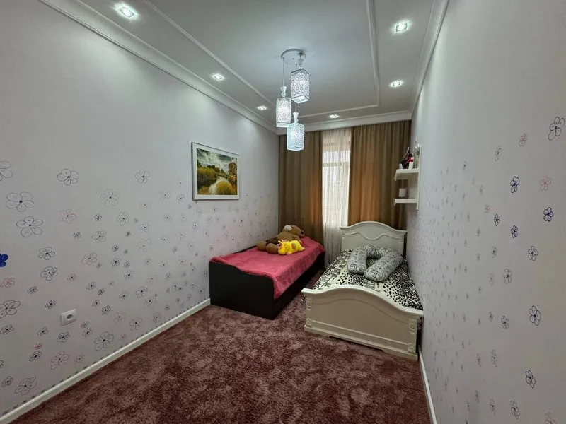 СРОЧНО ПРОДАЁТСЯ квартира 4/5/8 в новостройке ул.Чехова Кафе БОН — фото 3