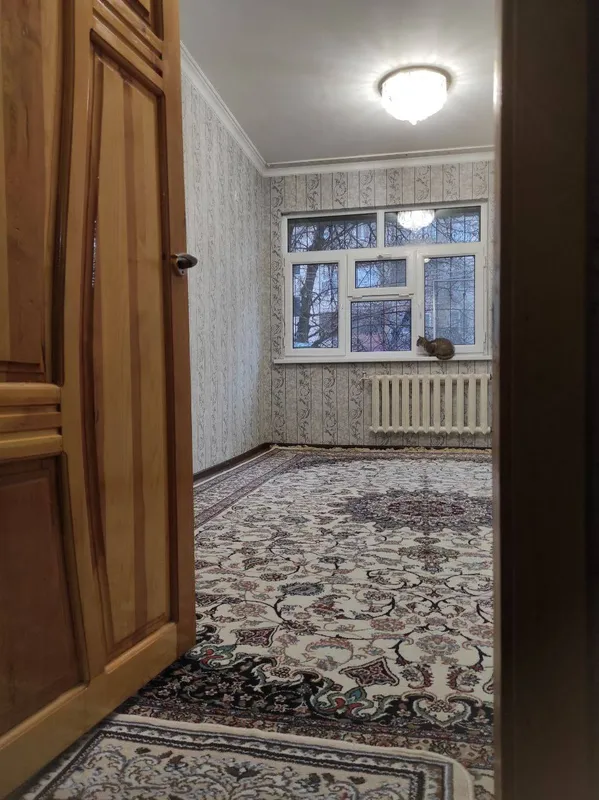 Чиланзар, 12-квартал, рядом с юридическим колледжем — 2-комнатная панельная квартира 3