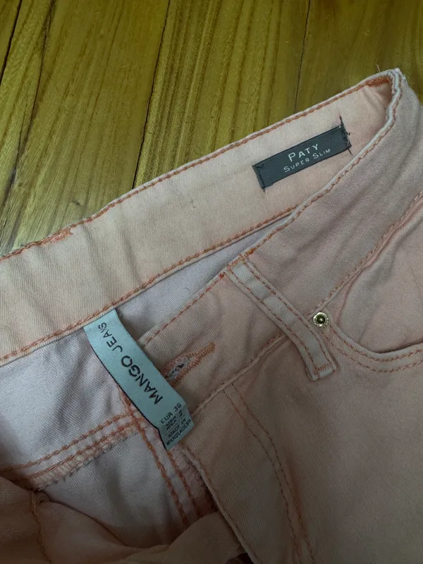 Джинсы Mango