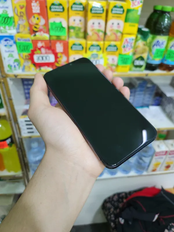 Iphone 11 pro sotiladi — фото 1