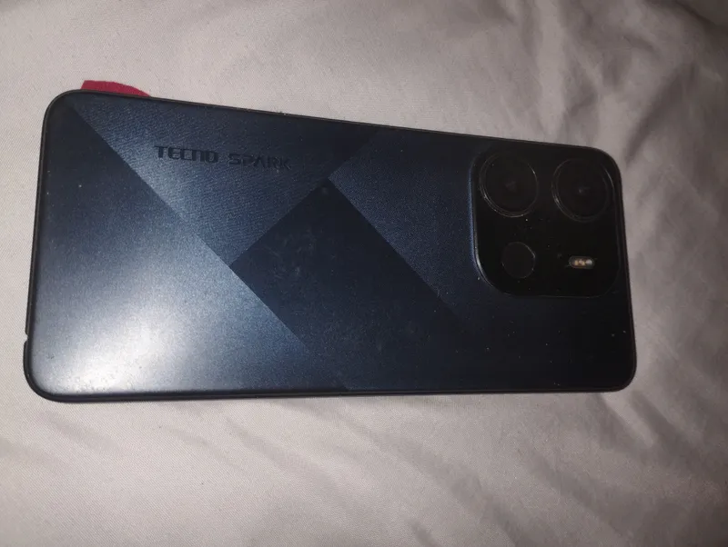 Tecno Spark 2023 4