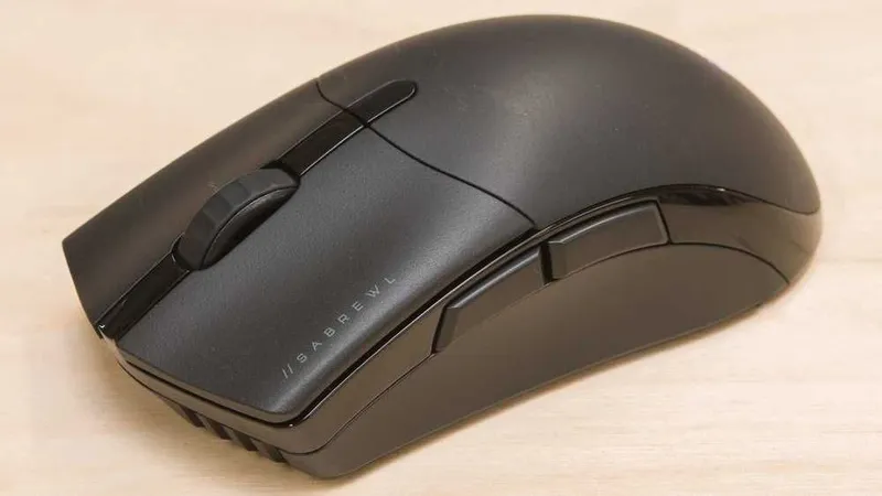 Продам беспроводную мышь Corsair Sabre RGB Pro Wireless — фото 1