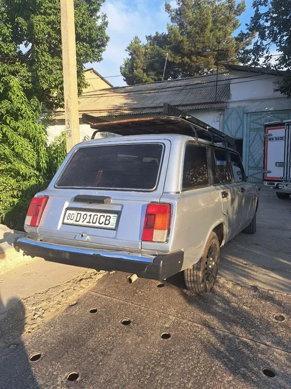 Vaz 2104 sotiladi 3