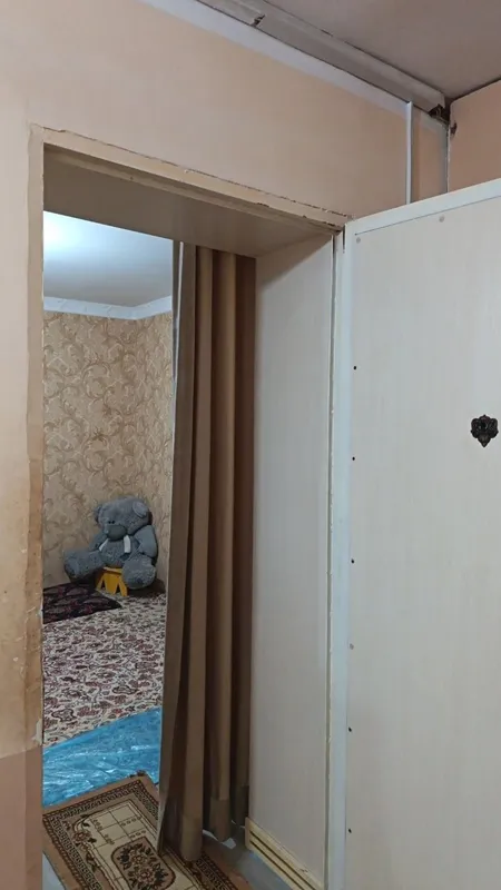 Яшнобод туманида жоелашган дом срочна сотилади 19.87.кв м. 3