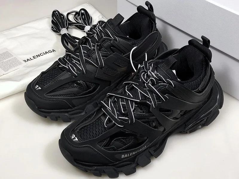 Balenciaga Track Trainer Triple black 1 3 Balenciaga Track Trainer Triple black 1 3