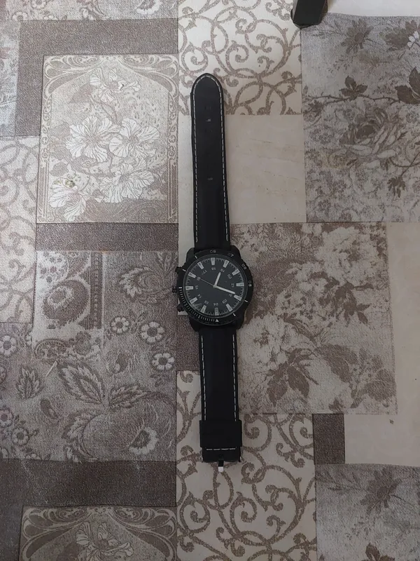 Срочно продам часы 1 Срочно продам часы 1