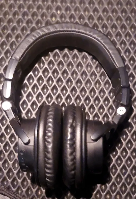 audio-technica. 2 audio-technica. 2
