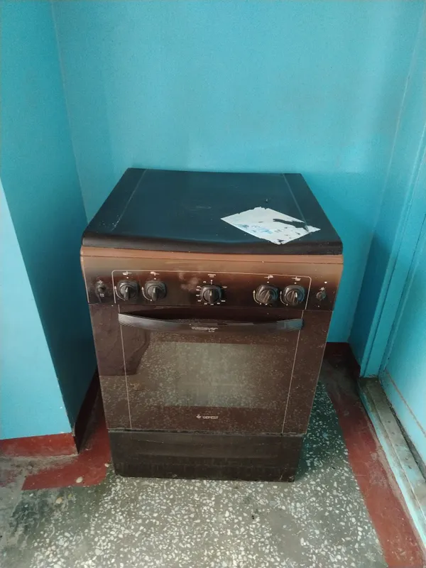 Продаю по договорной цене 1
