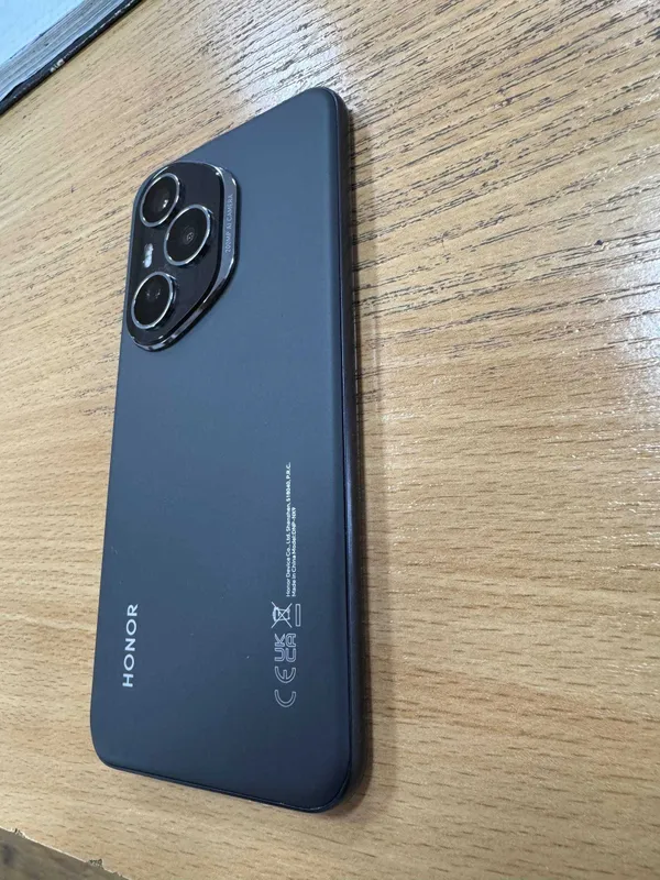 Honor 400 pro 12/512 gb 4 Honor 400 pro 12/512 gb 4