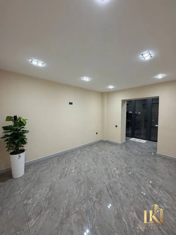 #9800 Готовый бизнес на 1-й линии — евроремонт, 90 м² — фото 4
