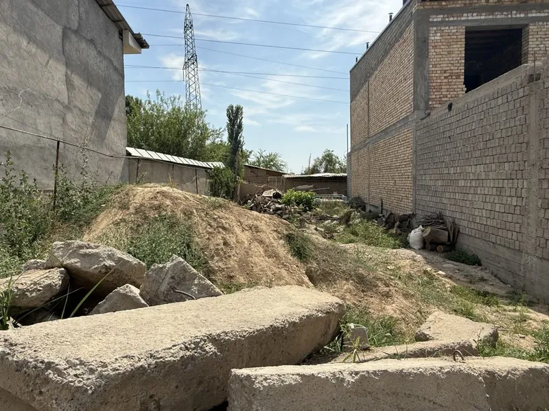 Tashgresda srochna yer sotiladi narxi kelishiladi — фото 3