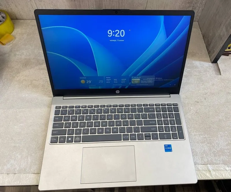 Noutbuk HP Laptop 15- fd0