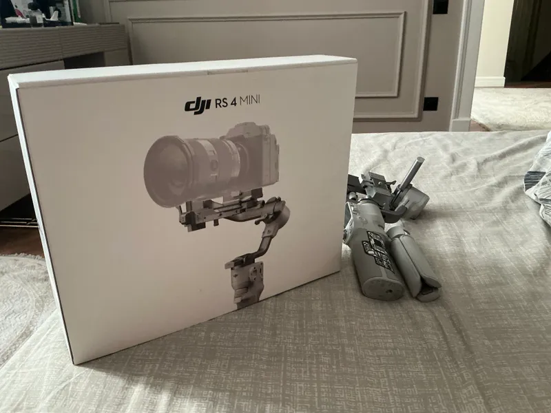 Dji rs 4 mini