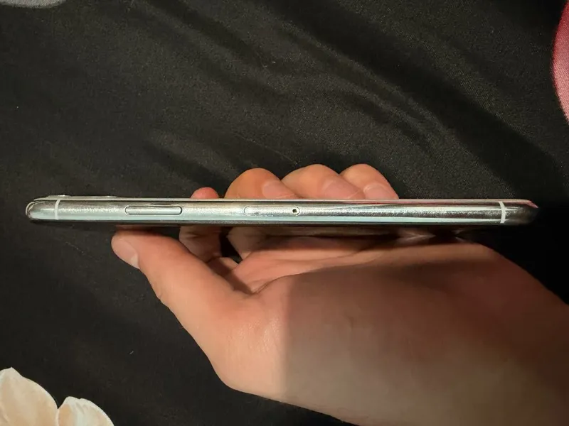 IPHONE 11 pro max 3