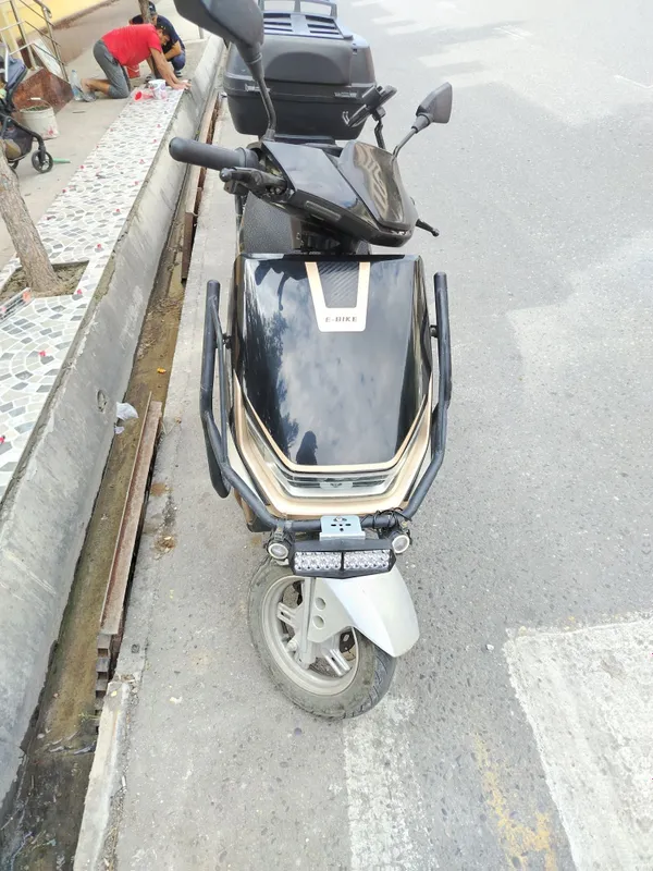 Скутер 72в 6 талик 3