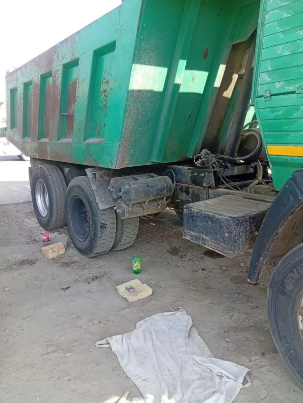 Kamaz yuk mashinasi sotiladi holati ideal 3