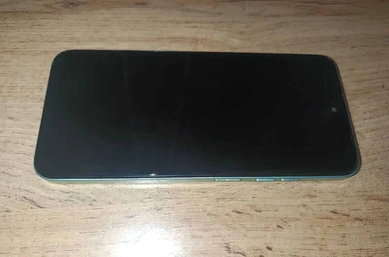 Tecno Spark Go 1... 3