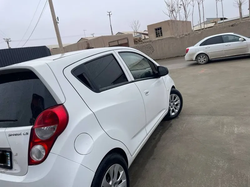 Chevrolet Spark LS — фото 2
